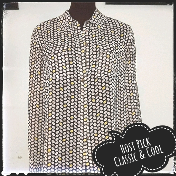 Vince Camuto Tops - Two By Vince Camuto Sheer Button Down Shirt